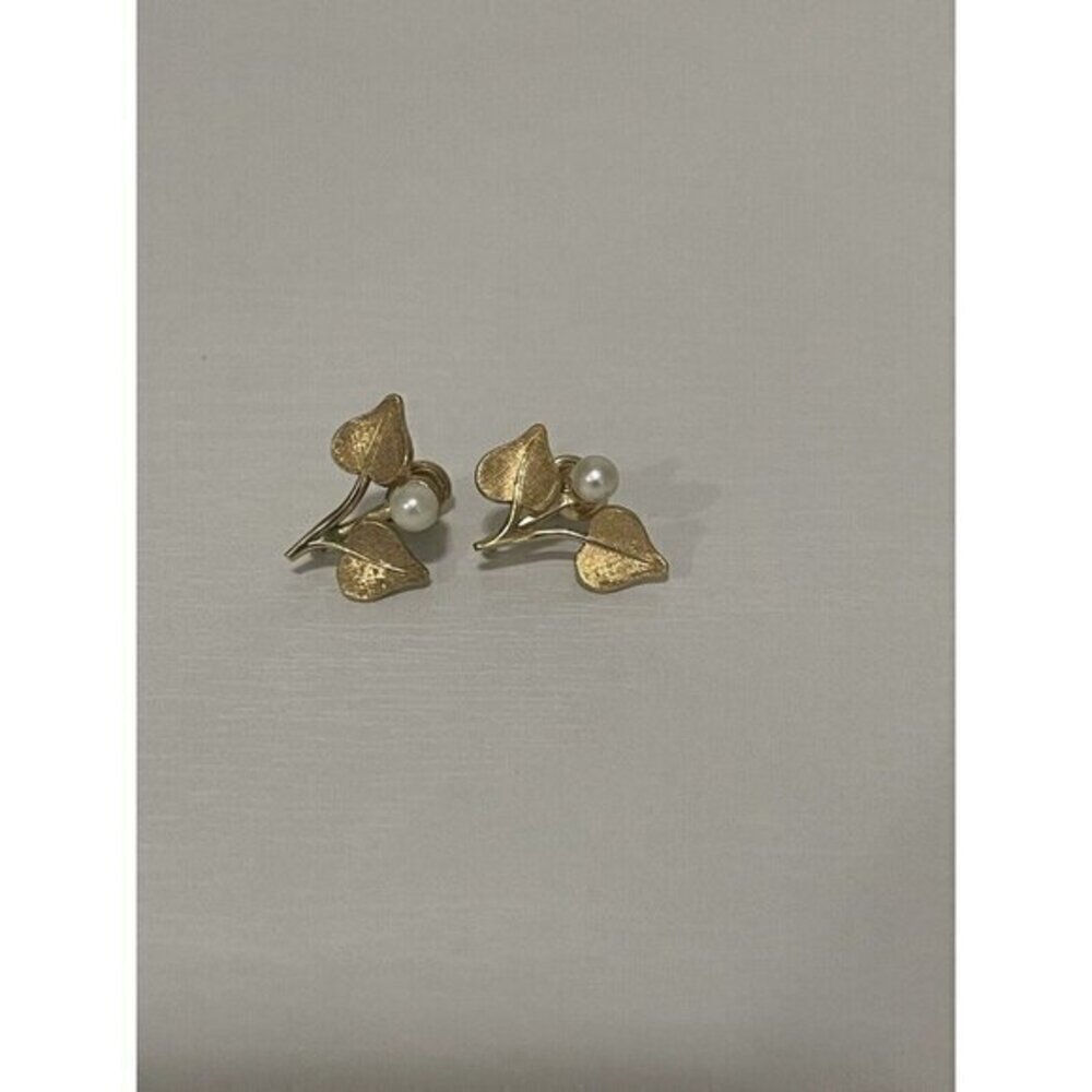 Vintage Clip On Pearl Earrings With Gold Tone Leaves
